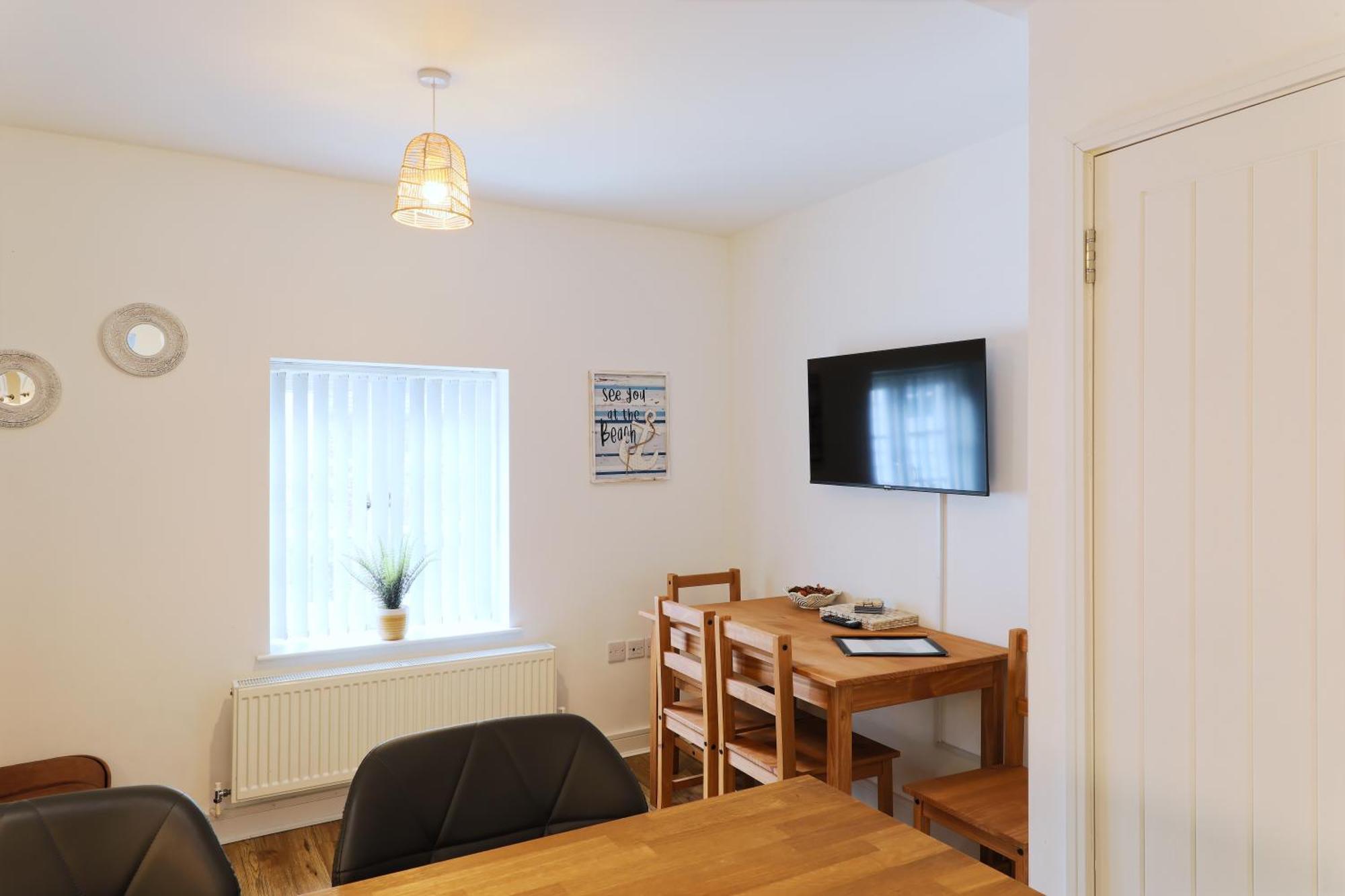 Hythe Townhouse Retreat Villa Esterno foto